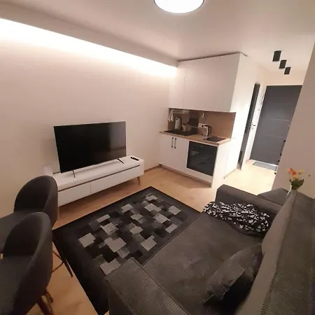 Algirdo Skyline Hideaway & Apartment *