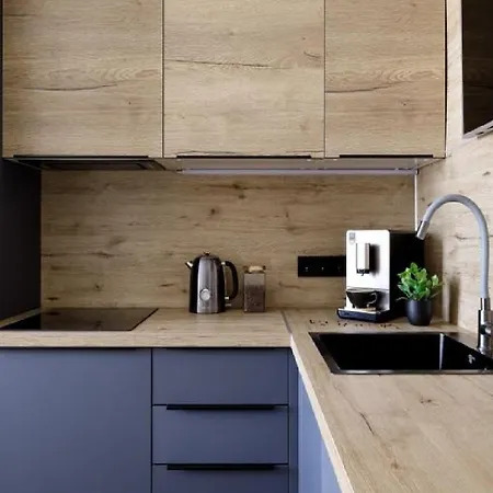 Algirdo Skyline Hideaway & Apartment *